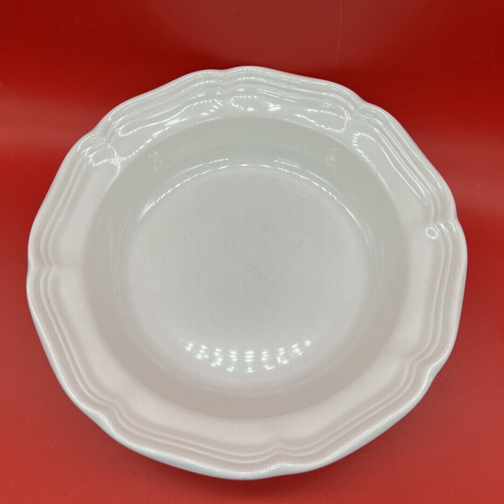 Mikasa French Countryside Scalloped Salad Soup Pasta Bowl 8 1/2