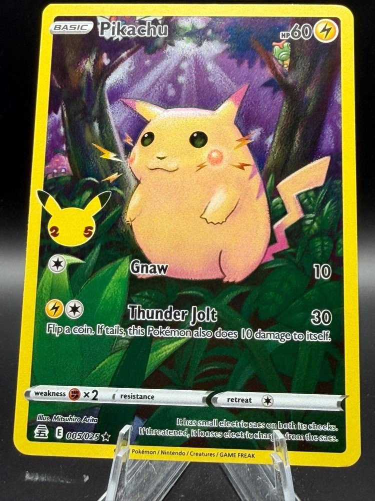 Pikachu 005/025 Holo Rare Celebrations Pokemon Holo Near Mint