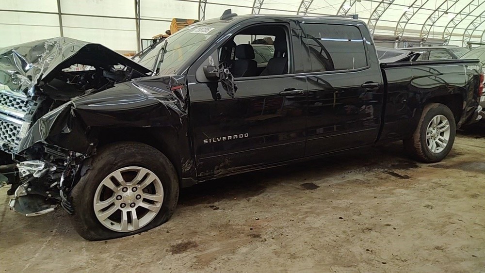 SILVRDO15 2015 Fuel Filler Neck 7015057