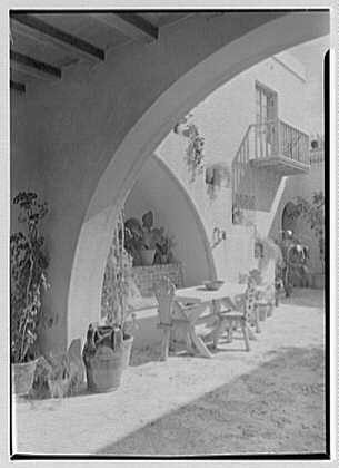Photo:Miami Beach Florida James D. Fulton Residence 1936 Patio Arch Stairs