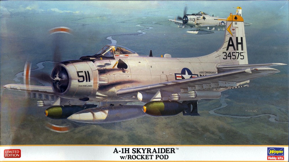 1/72 Hasegawa DOUGLAS A-1H SKYRAIDER with ROCKET POD *MINT*