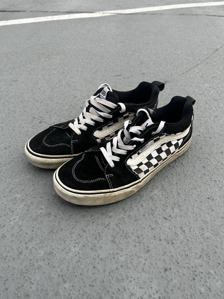 Beat-up Checkerboard Vans Vintage Skater Size 11