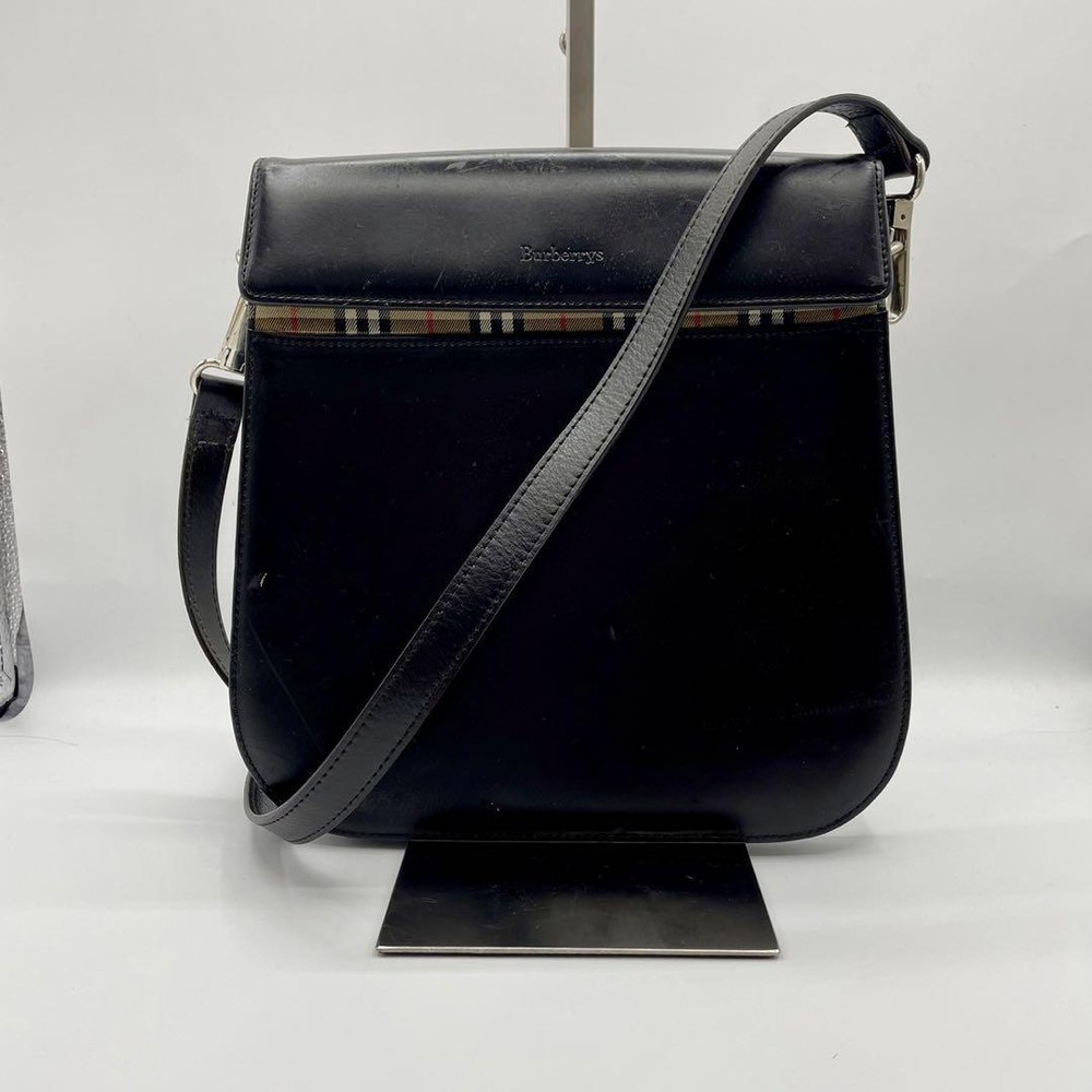 Burberry Shoulder Bag Nova Check Leather Black Authentic F0910568