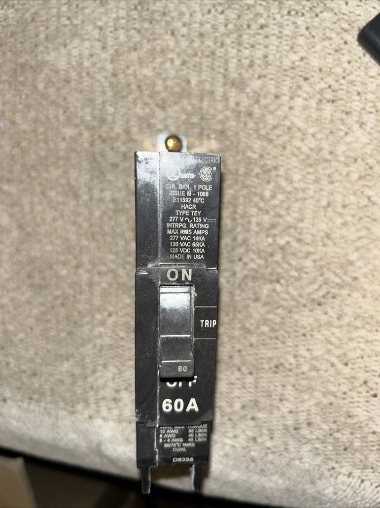 GE TEY BREAKER 60 AMP MOLDED CASE, 1 POLE CIRCUIT  BREAKER TEY160
