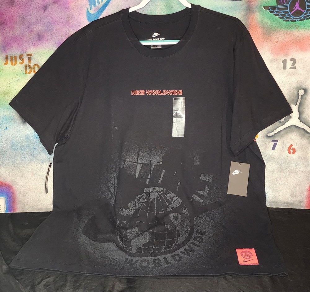 Nike Men's 2XL Black Nike Worldwide The Nike Tee Graphic Logo Crew Neck T-Shirt