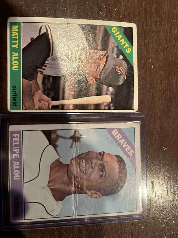 1966 Topps Baseball 2 Cards Matty & Felipe Alou
