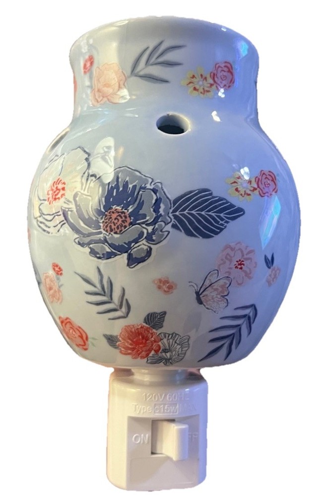 Sonoma Goods For Life Floral Scented Wax Cube Outlet Warmer