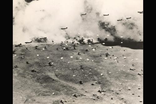 U.S. paratroopers bailing out near Lae,Papua New Guinea in 1943,smokescreen