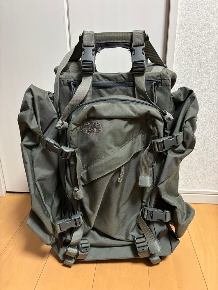 MYSTERY RANCH Cabinet Hiking Backpack - Medium Size - Foliage - Used