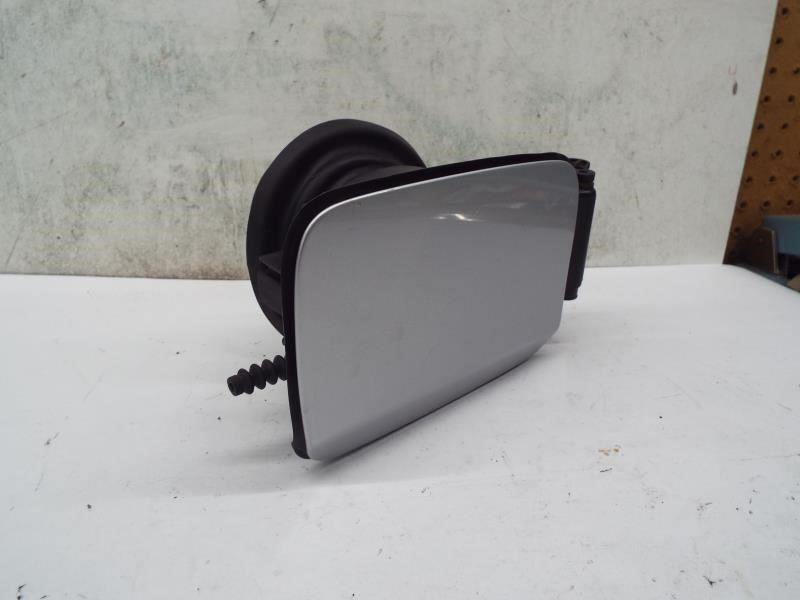 328I      2011 Fuel Filler Door 246376