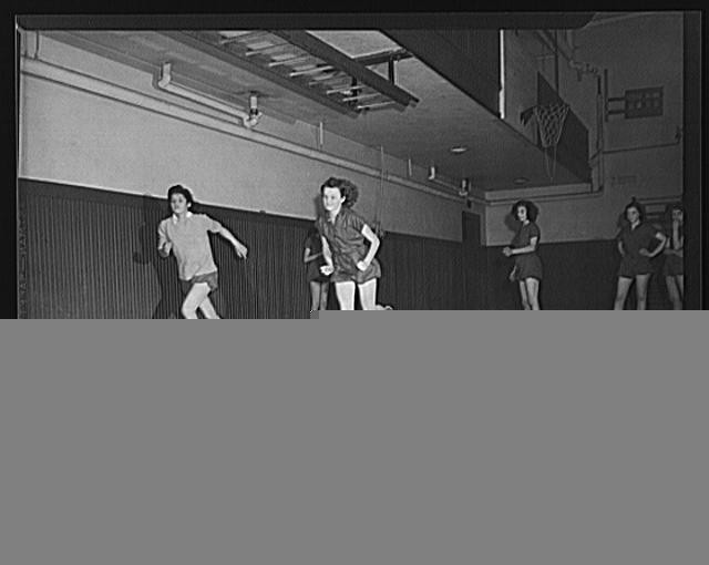 Photo:Schenectady New York 1930s Oneida School Girls Check Tests Gymnasium