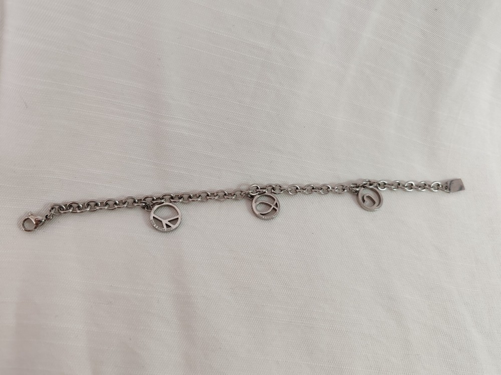 LOVE PEACE HOPE Silver Tone Signed Charm Bracelet 1027 by Branded