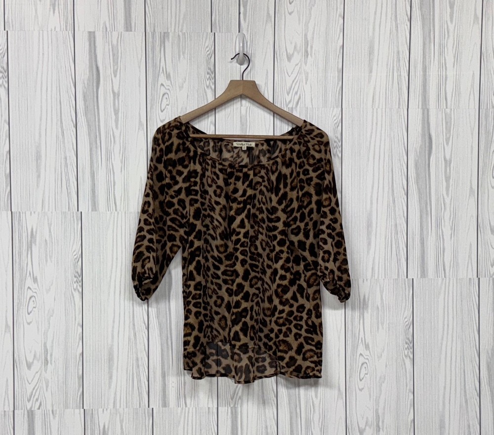 Wishful Park blouse womens size medium long sleeve patterned top stretch
