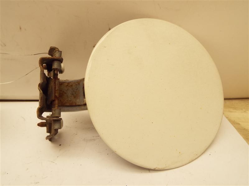 TAHOE     1998 Fuel Filler Door 187240