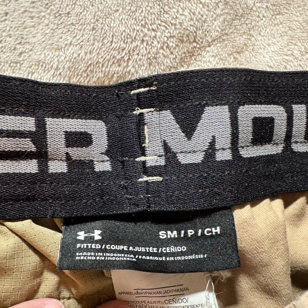 Under Armour Mens Performance Chino Joggers Size Small (30x28) Beige Zip Pockets