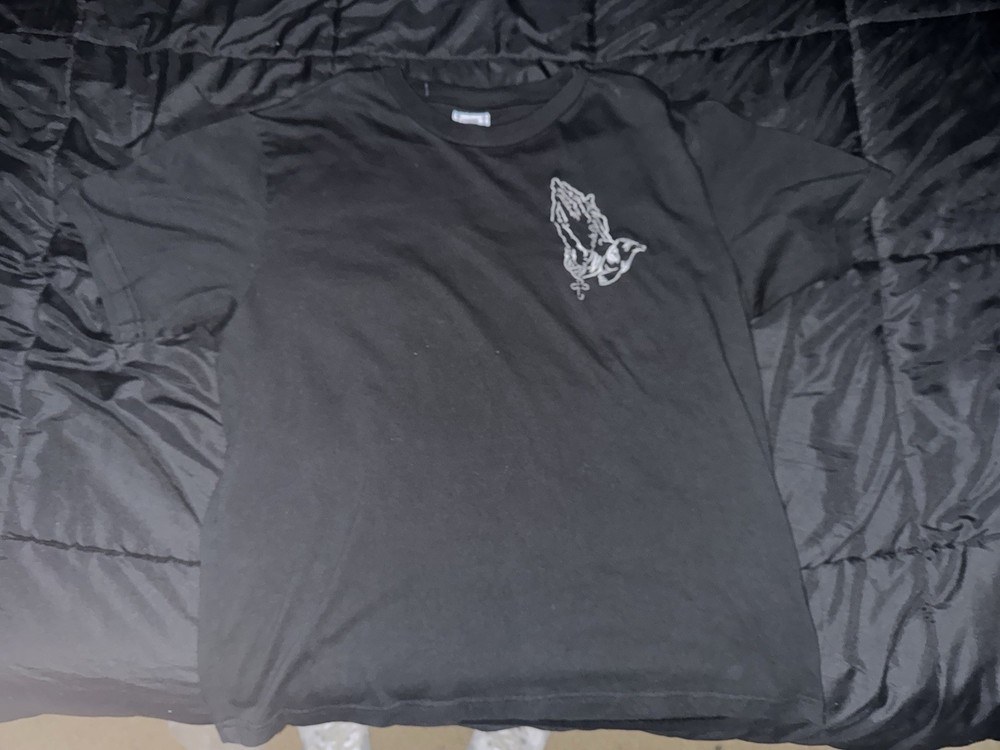 Grey and white Cthulhu T-shirt #goth #grunge