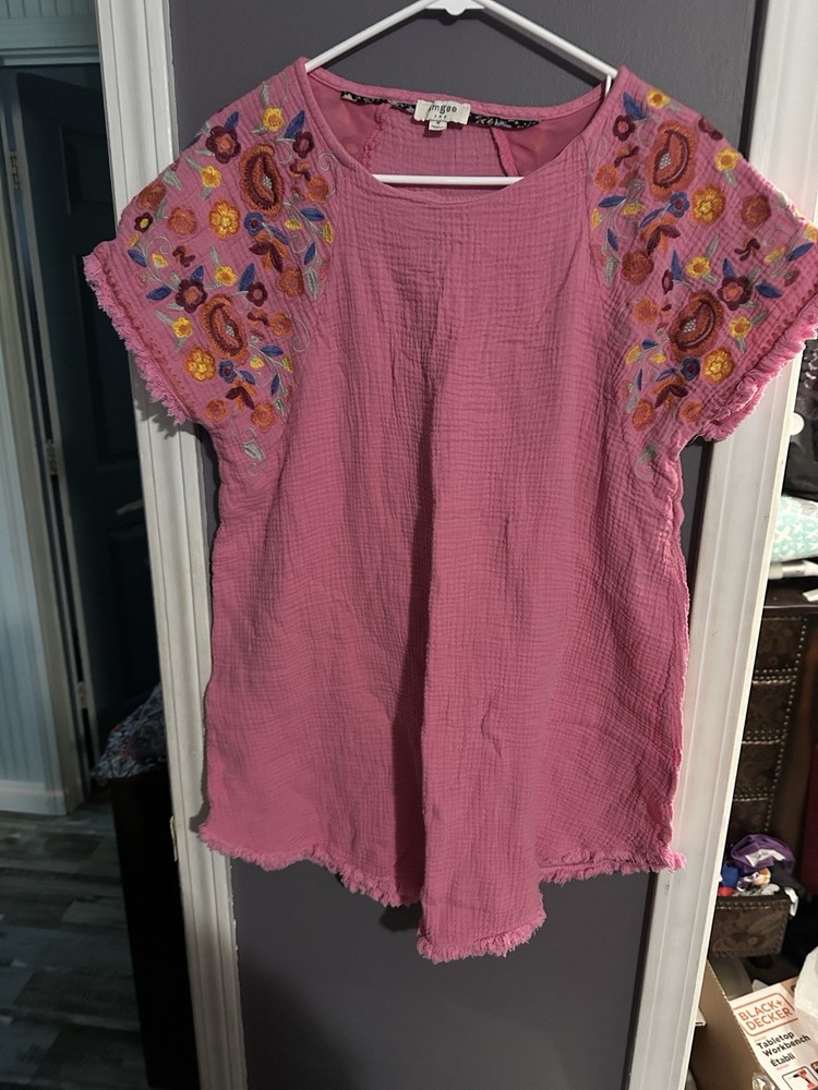 Umgee Women's M Pink Cotton Woven Embroidered Floral Fringe Blouse Pullover