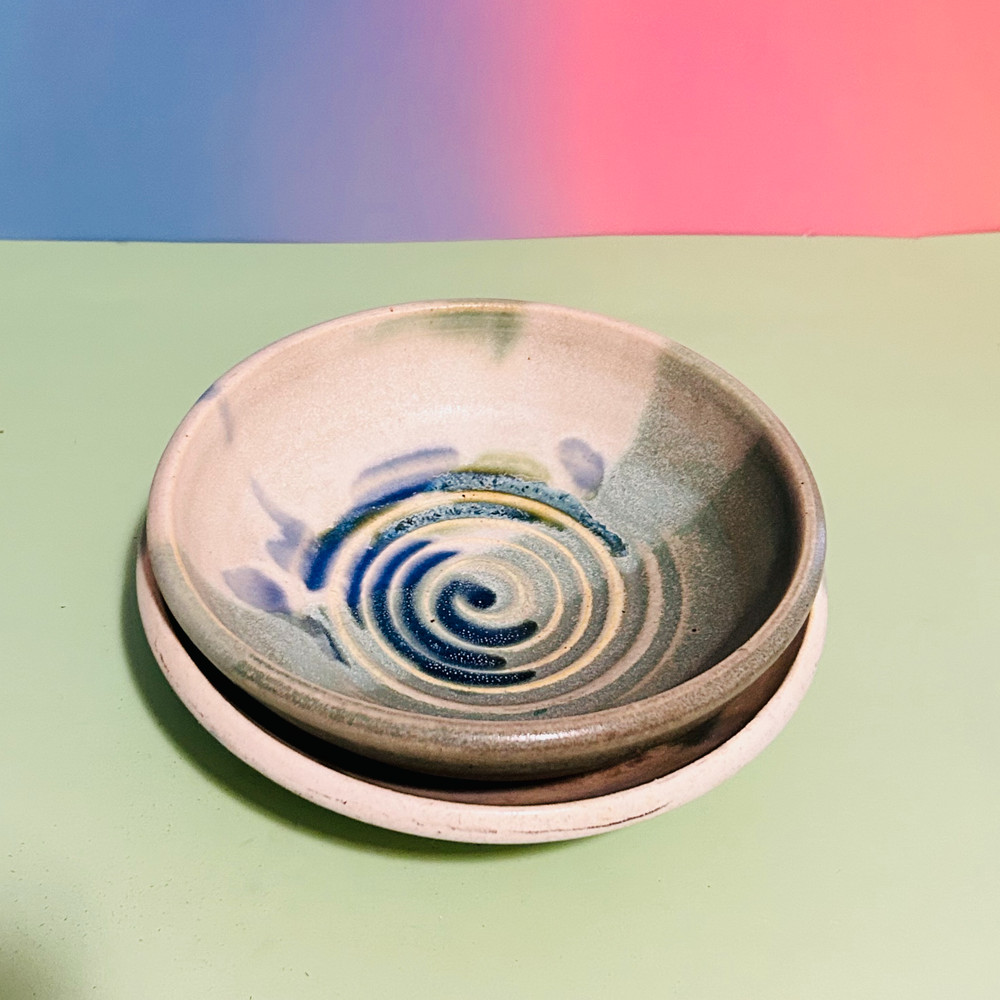 Set of 2 Mud Pie Artisan Pottery Bowls 7.5