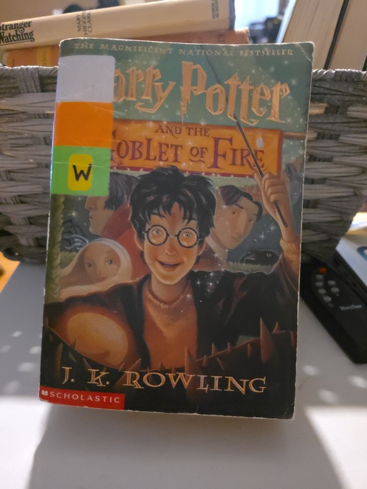 Harry Potter and the Goblet of Fire by J. K. Rowling (2002, Mass Market)