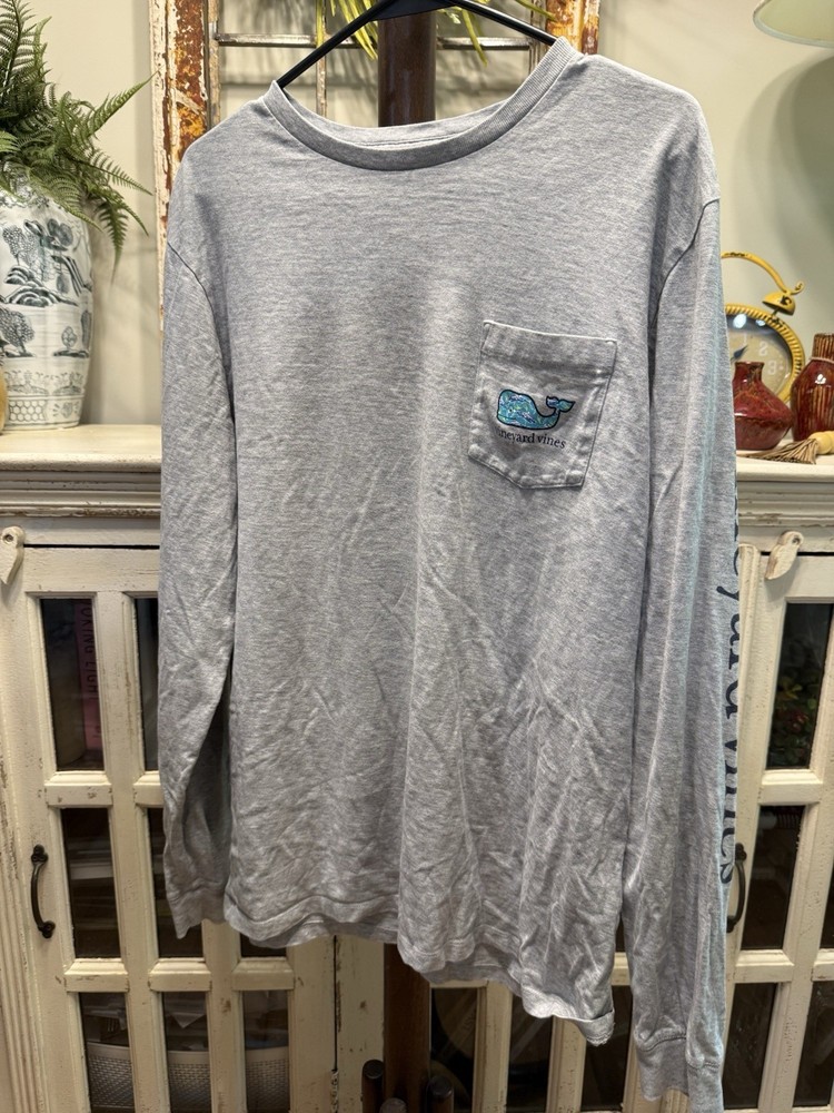 Vineyard Vines Men's L Gray Long Sleeve Crew Neck Pocket Whale Logo Tee