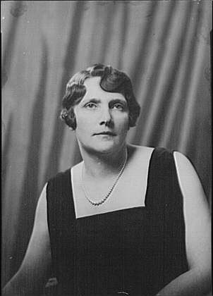Photo:Banker,GD,Mrs,portrait photographs,women,Arnold Genthe,1927 1
