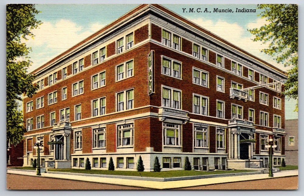 Muncie Indiana~YMCA Brick Bldg Exterior View~News Co Vintage Linen Postcard