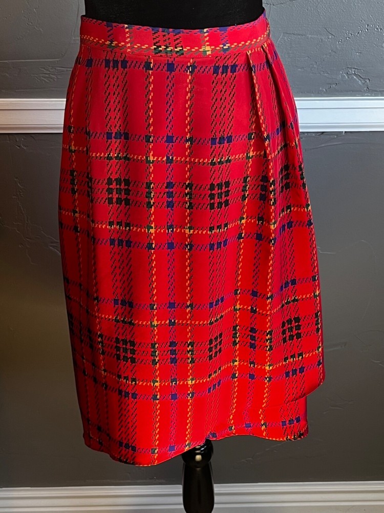 Doncaster Women's Size 14 Red Plaid Print 100% Silk Skirt