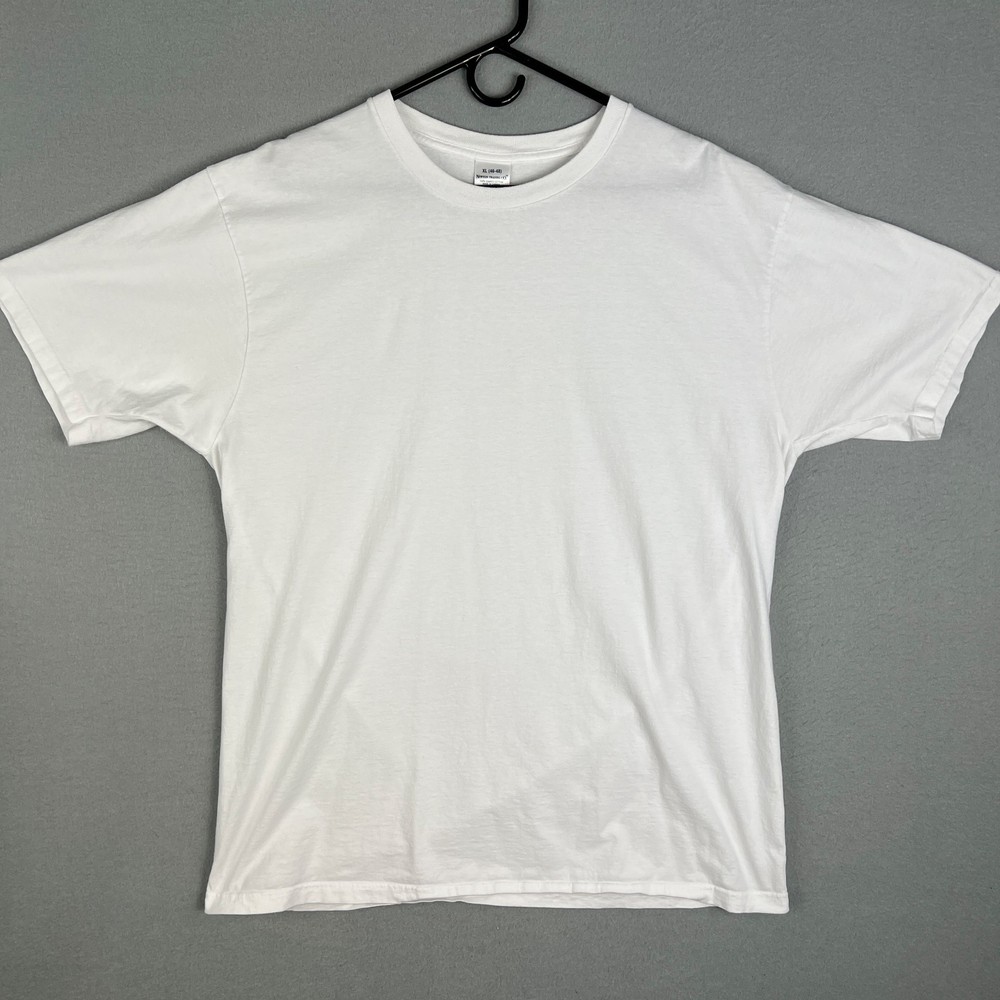 VTG Plain White T Shirt Fits M Blank SIngle Stitched 1990s Cotton Made in Canada
