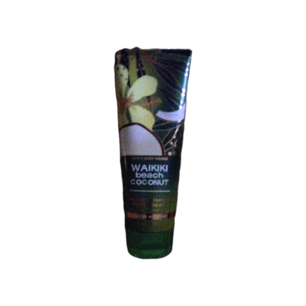 Bath & Body Works Waikiki Beach Coconut Hydrating Body Lotion Coconut Scent