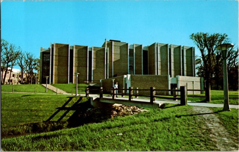 Dekalb Illinois IL : SCHOOL SCENE m/14 BD0041