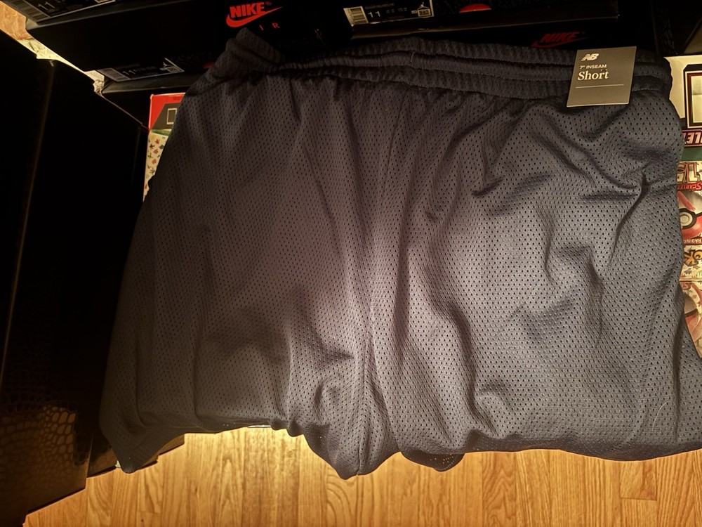 New Balance Men's Shorts  Medium 7 Inseam Black MS41515 Running Gym NWT
