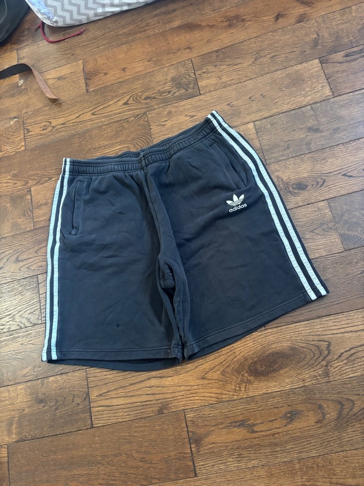 Men’s vintage adidas shorts perfect for summer