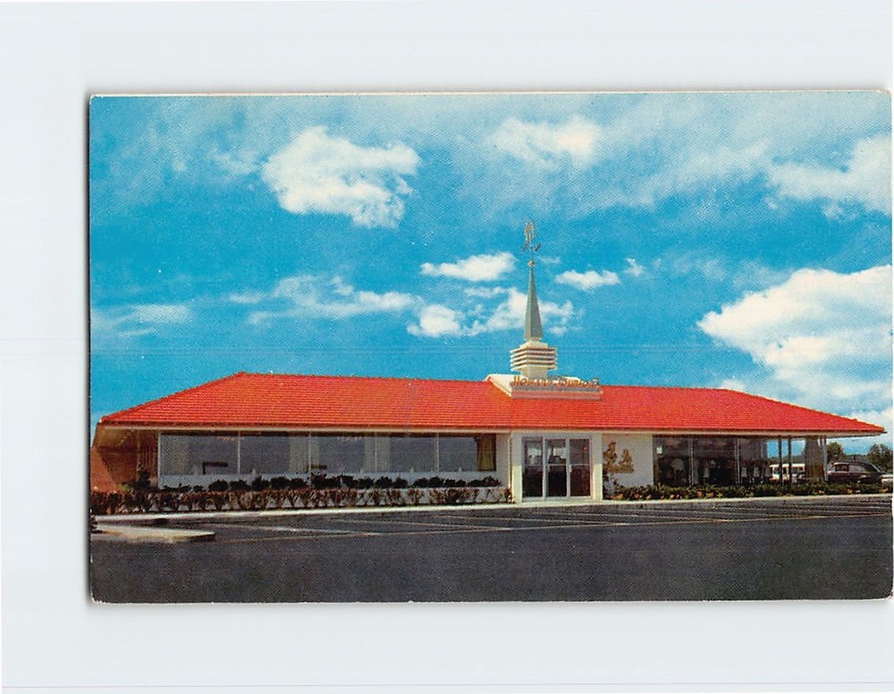 Postcard Howard Johnson's Host of the Highways