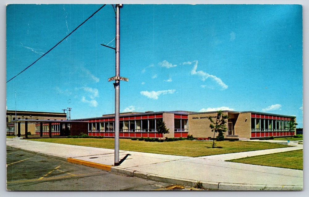 Escanaba Michigan~Delta County Bldg Street View~Postmarked~Vintage Postcard