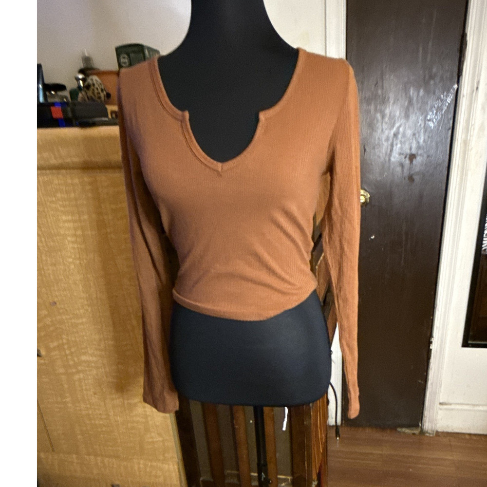Bozzolo Brown Ribbed Knit Stretch Long Sleeve V-Neck Top Women's M