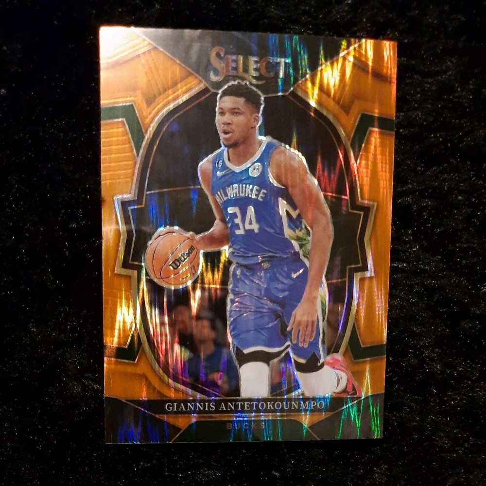 2022-23 Panini Select Orange Flash Shock Prizm Giannis Antetokounmpo #61 Bucks