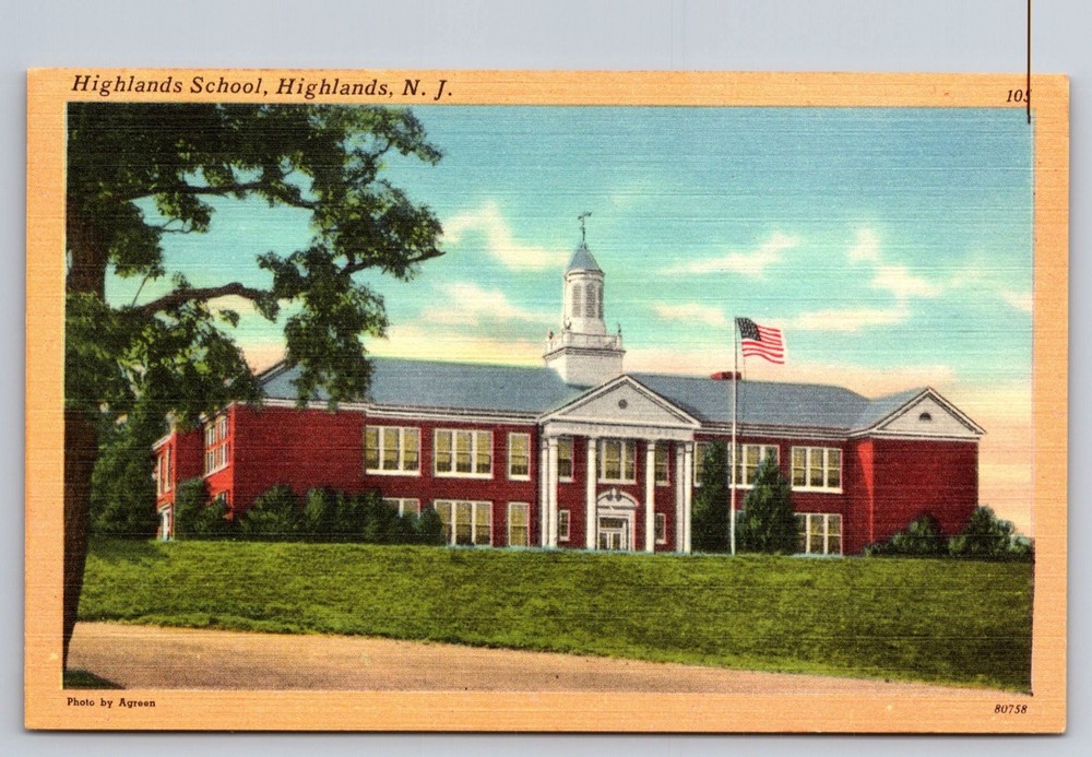Highlands New Jersey Postcard Highlands School NJ USA Unposted