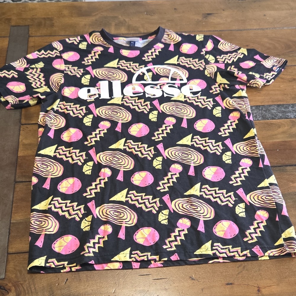 ellesse Retro Graphic Print T-Shirt Black Pink Yellow women's L basketball