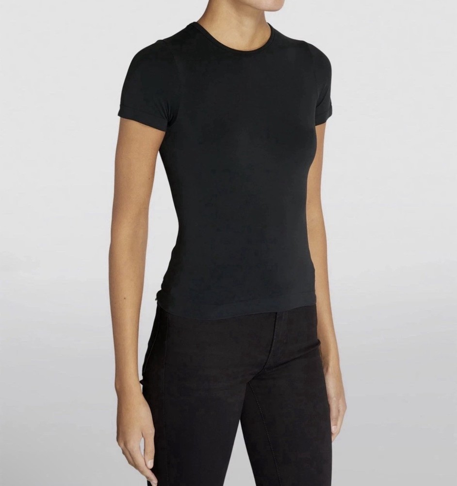 Skims Soft Smoothing Seamless Tee Shirt Sz M Black