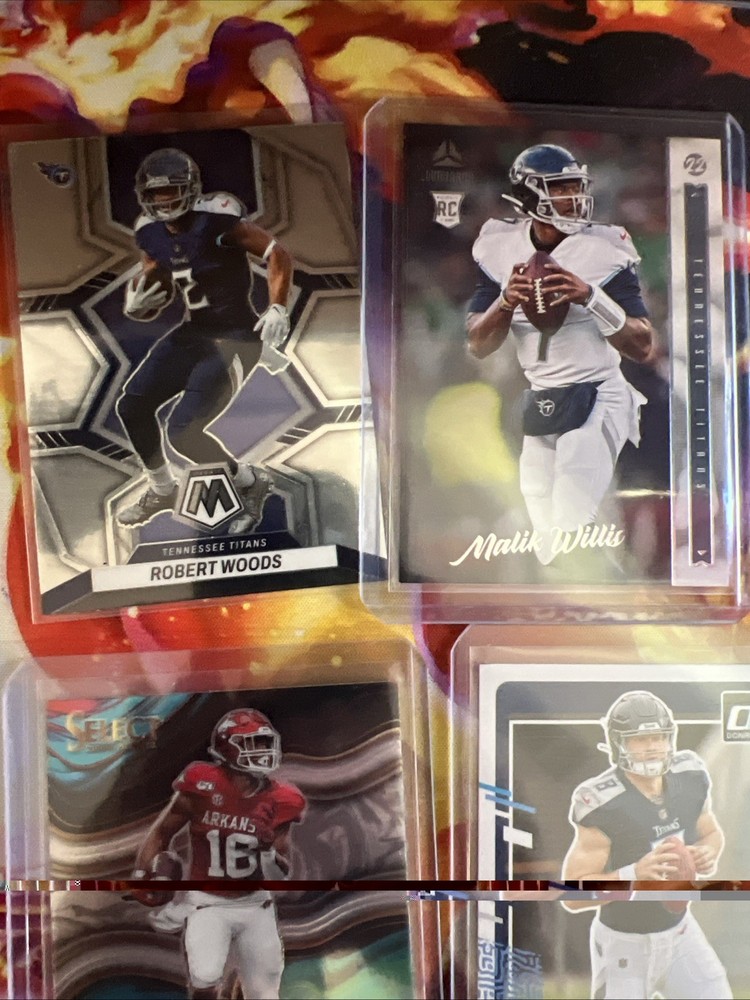 16 Card Lot Of Tennessee Titans Football- Malik Willis, Will Levis RC + Mor