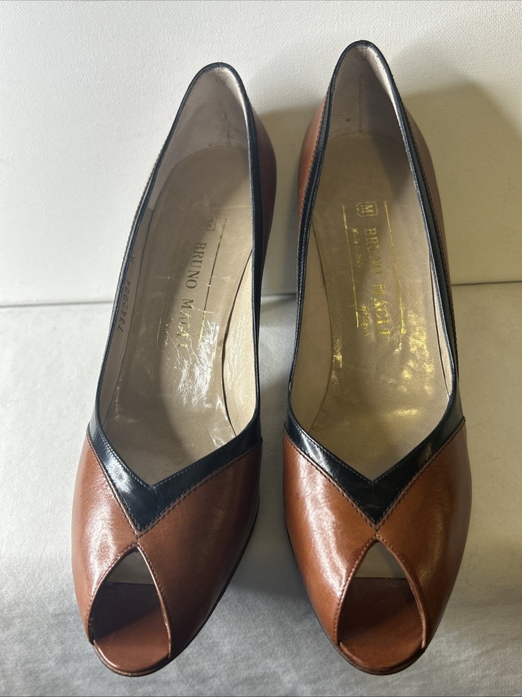 Vintage Bruno Magli Brown & Black Peep Toe Leather Heels Made In Italy 7 AA New