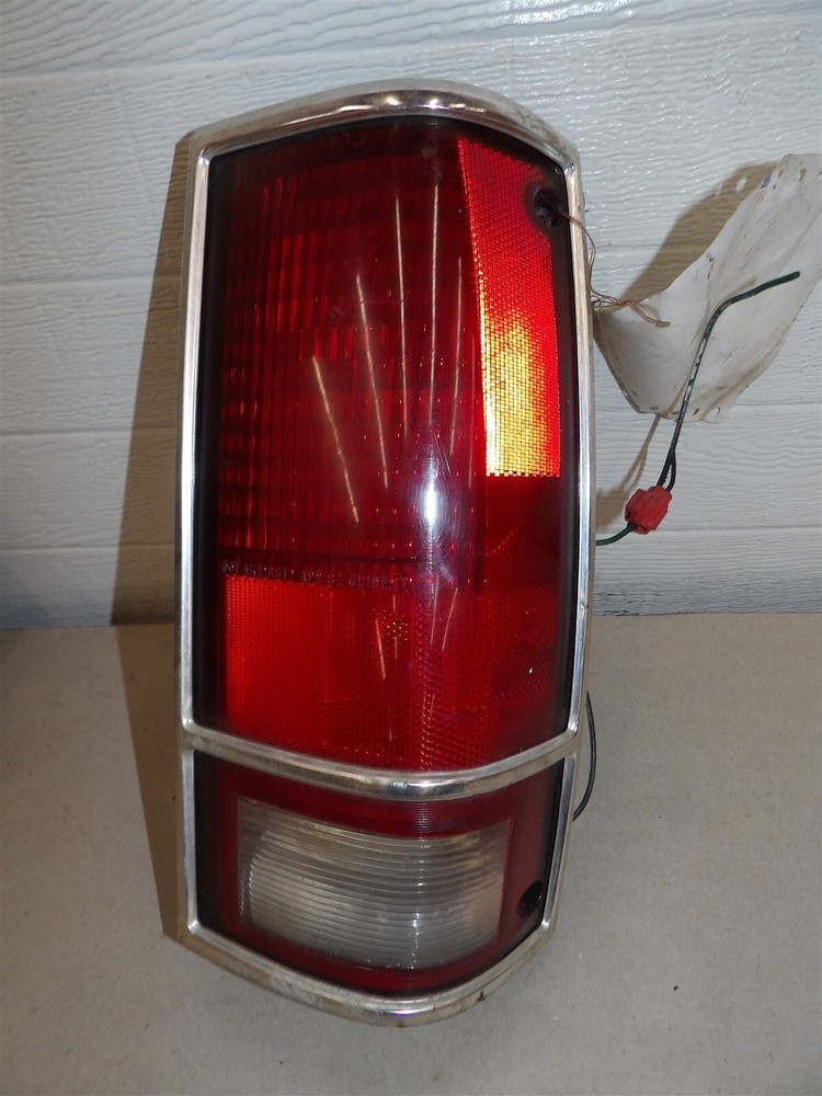 RH Passenger Tail Light Lamp for 1982-93 Chevy GMC S10 S15 Sonoma Pickup