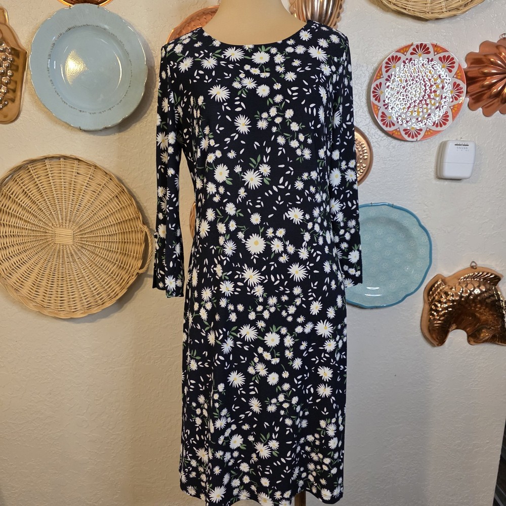 Tommy Hilfiger size 6 Daisy Floral Preppy Jersey Shift Dress with Bell Sleeves
