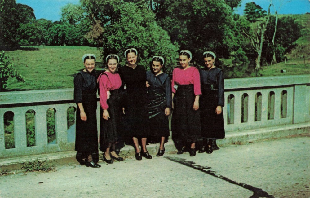 A Group of Amish Girls in their Sunday Dress Lancaster Pennsylvania PA Postcard