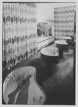 Photo:New York City NY Gotham Hosiery 1944 5th Ave 51st St Store Counters