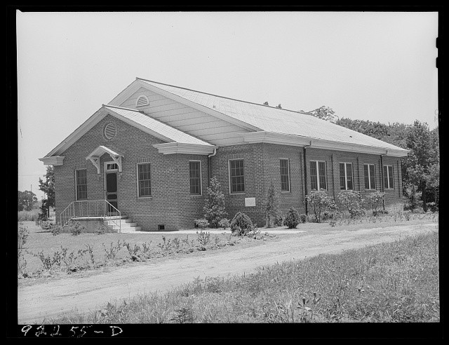 Photo:1930s Brick Church Building Rural Southern United States