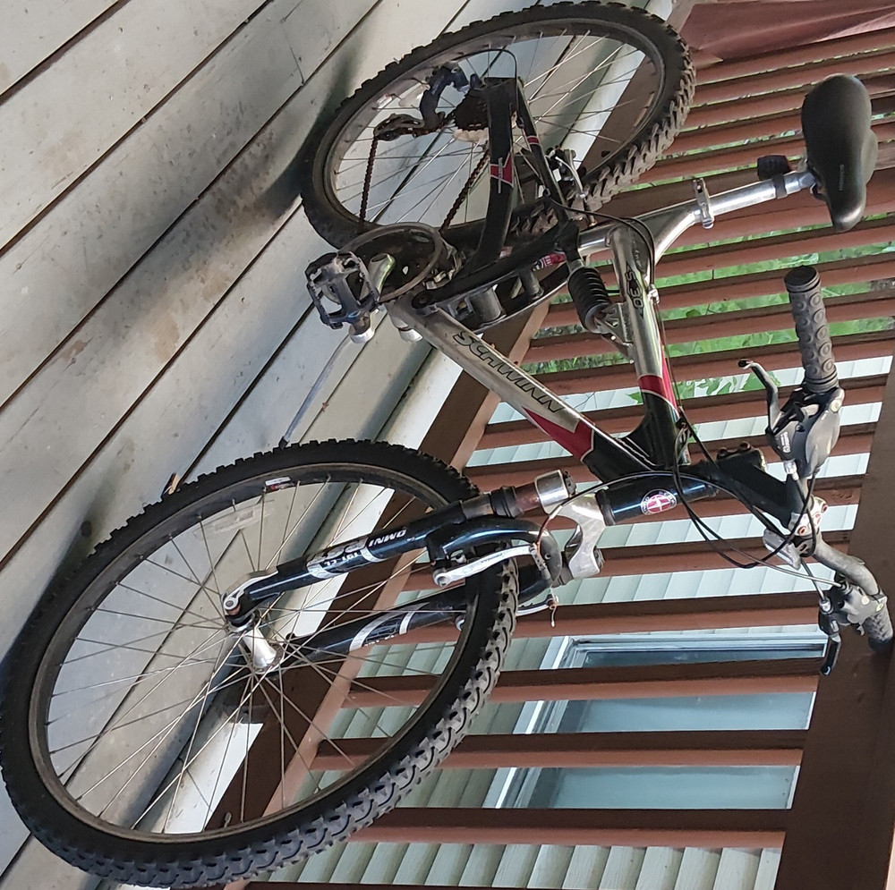 Schwinn S30 26in Full Suspension Mountain Bike Rim Brake Flat Bar Silver/Red