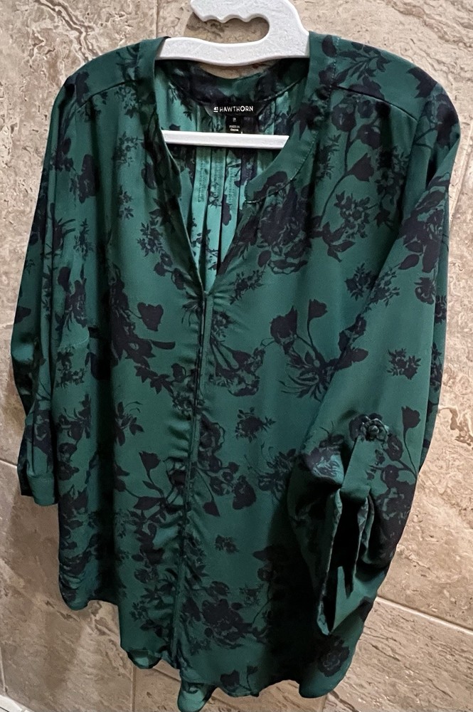 41 Hawthorn Women’s Size 1X Pull-on Blouse, Green/Black
