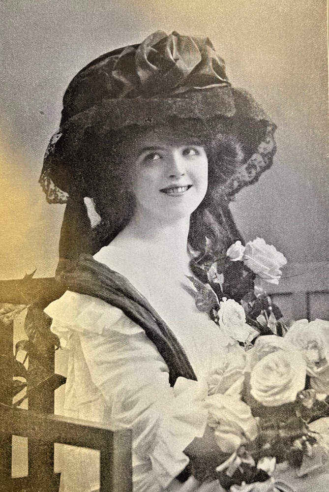 1905 Magazine Illustration Actress Lilia Burns in The Catch of the Season