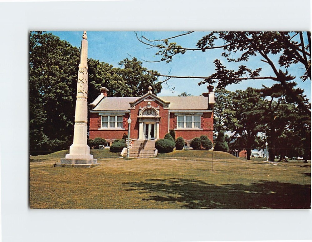 Postcard Tipton Public Library Iowa USA